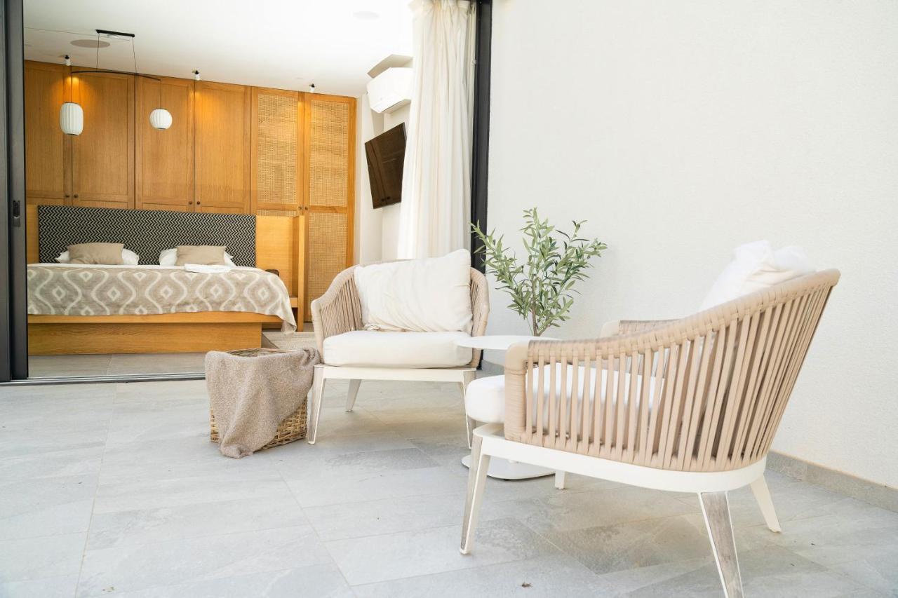 Villa Jerry'S Palace - Modern Villa Close To The Beach Srima Extérieur photo